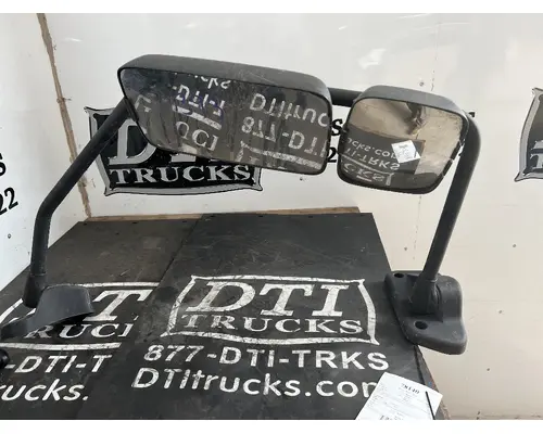 INTERNATIONAL MV607 Mirror (Side View)