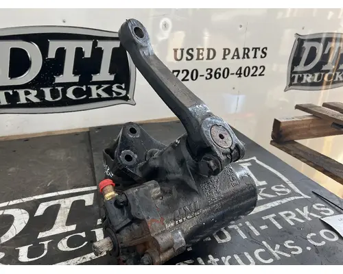 INTERNATIONAL MV607 Steering Gear  Rack