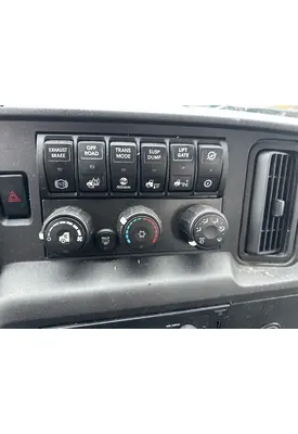 INTERNATIONAL MV607 Temperature Control
