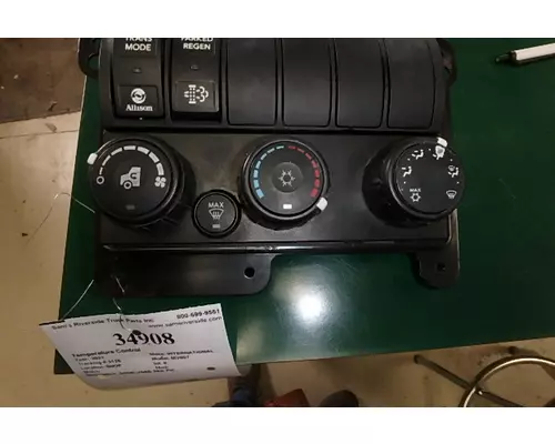 INTERNATIONAL MV607 Temperature Control