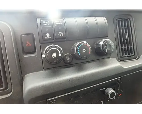 INTERNATIONAL MV607 Temperature Control