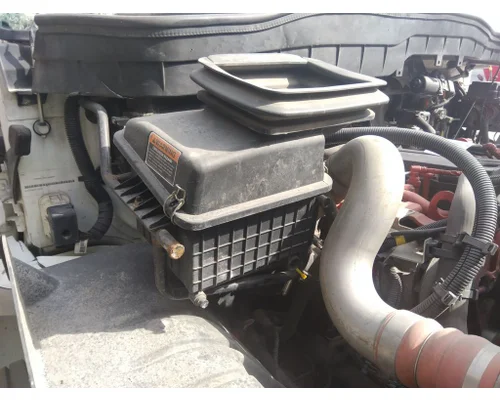 INTERNATIONAL MV AIR CLEANER