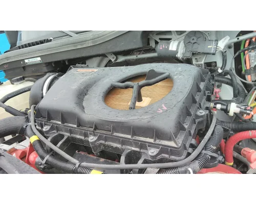 INTERNATIONAL MV AIR CLEANER