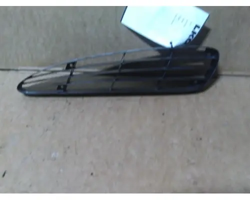 INTERNATIONAL MV AIR INTAKE LOUVERCOVER