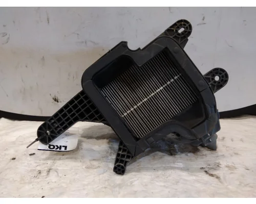 INTERNATIONAL MV AIR INTAKE