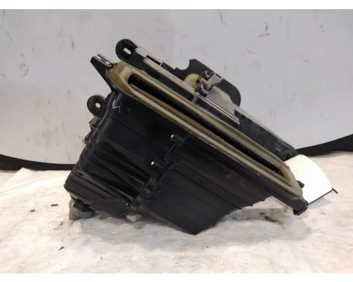 INTERNATIONAL MV AIR INTAKE