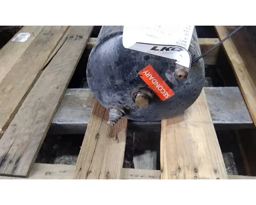 INTERNATIONAL MV AIR TANK