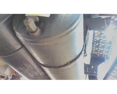 INTERNATIONAL MV AIR TANK