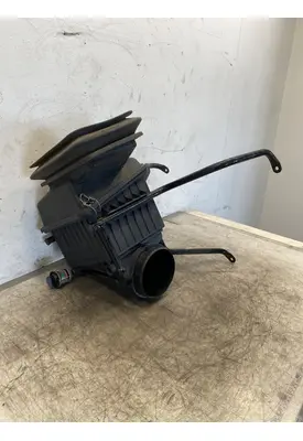 INTERNATIONAL MV Air Cleaner