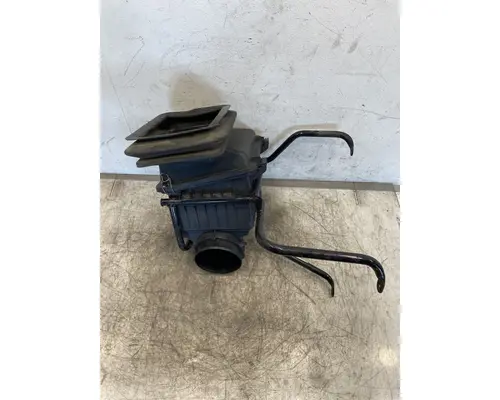 INTERNATIONAL MV Air Cleaner