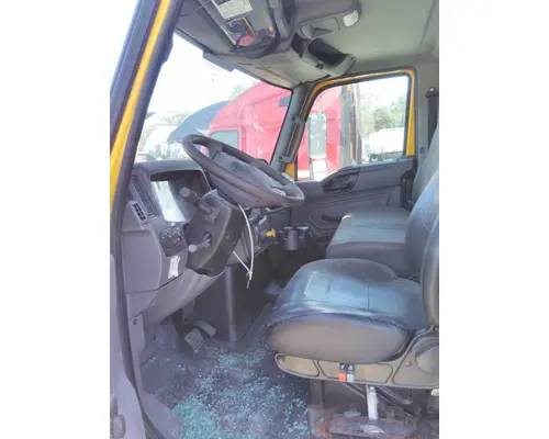 INTERNATIONAL MV CAB