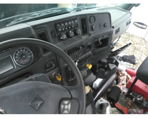 INTERNATIONAL MV CAB