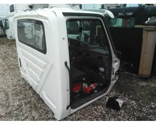 INTERNATIONAL MV CAB