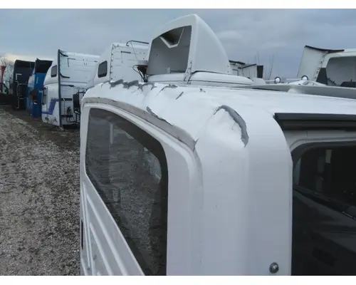 INTERNATIONAL MV CAB