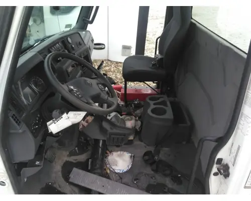 INTERNATIONAL MV CAB