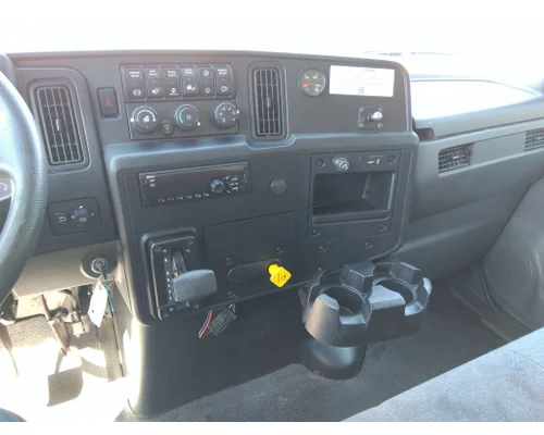 INTERNATIONAL MV CAB