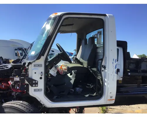 INTERNATIONAL MV CAB
