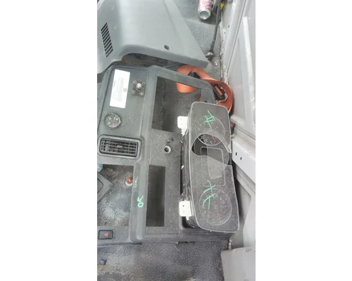 INTERNATIONAL MV CAB