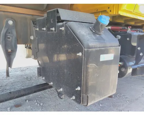 INTERNATIONAL MV DEF TANK