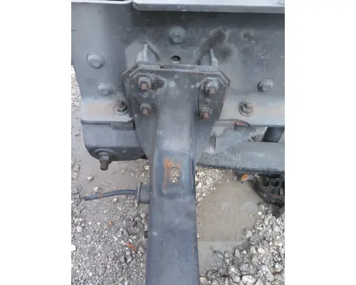 INTERNATIONAL MV ENGINE MOUNTS, VEHICLE (FRONT)