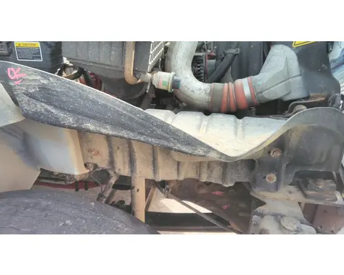 INTERNATIONAL MV FENDER, SPLASH SHIELDGUARD