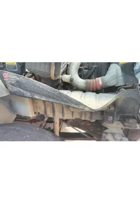 INTERNATIONAL MV FENDER, SPLASH SHIELD/GUARD