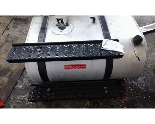 INTERNATIONAL MV FUEL TANK