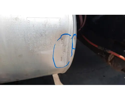INTERNATIONAL MV FUEL TANK