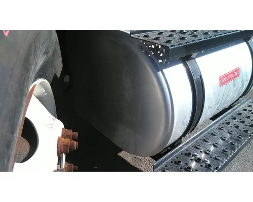 INTERNATIONAL MV FUEL TANK