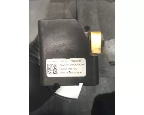 INTERNATIONAL MV FUSE BOX