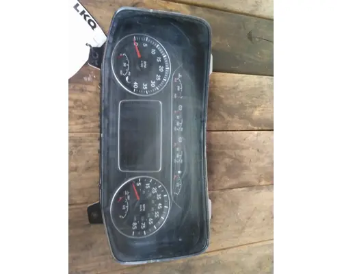 INTERNATIONAL MV GAUGE CLUSTER