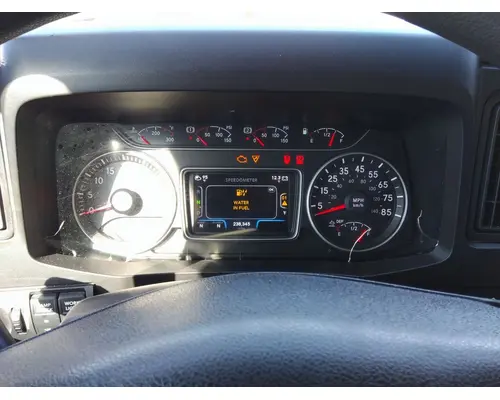 INTERNATIONAL MV GAUGE CLUSTER