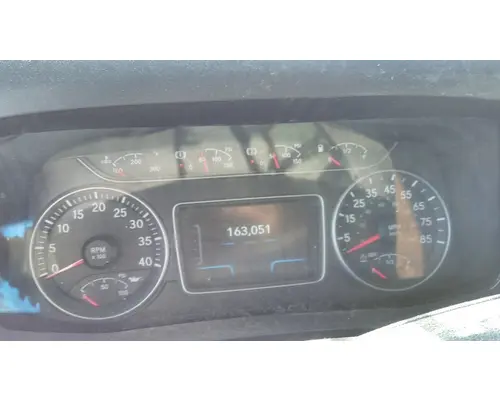 INTERNATIONAL MV GAUGE CLUSTER
