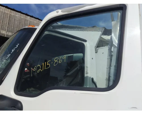 INTERNATIONAL MV GLASS, DOOR, FRONT