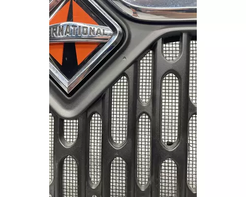 INTERNATIONAL MV Grille