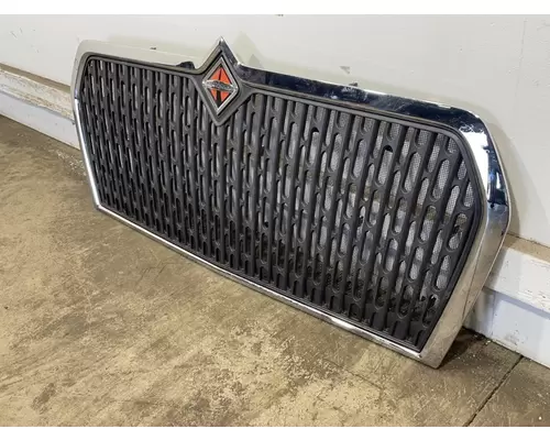 INTERNATIONAL MV Grille