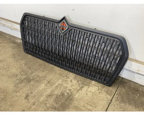 INTERNATIONAL MV Grille