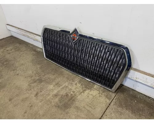 INTERNATIONAL MV Grille