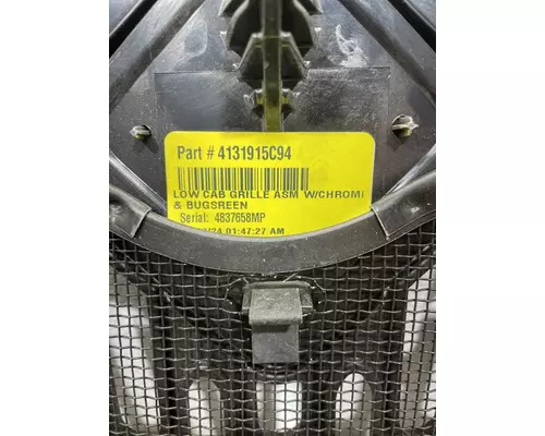 INTERNATIONAL MV Grille