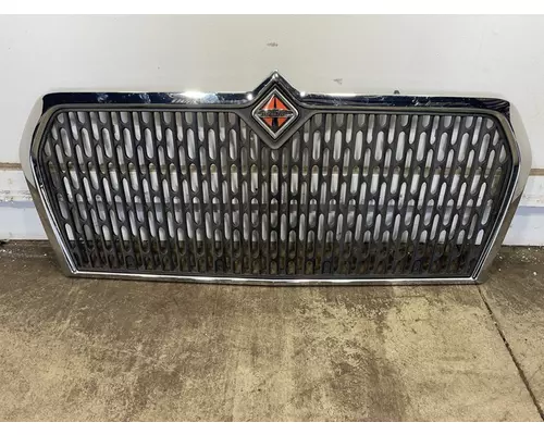 INTERNATIONAL MV Grille