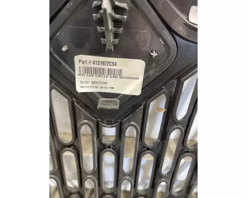 INTERNATIONAL MV Grille