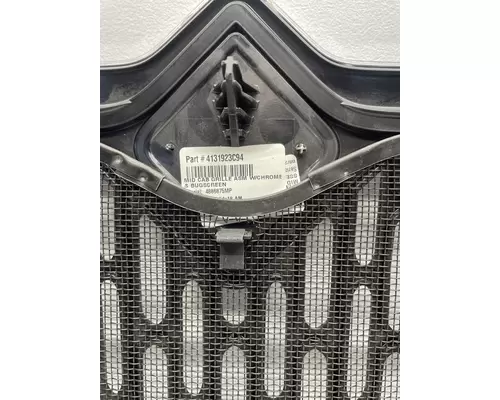 INTERNATIONAL MV Grille