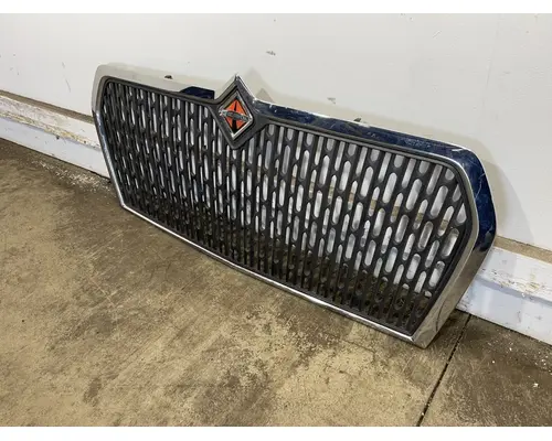 INTERNATIONAL MV Grille