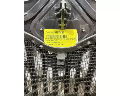 INTERNATIONAL MV Grille