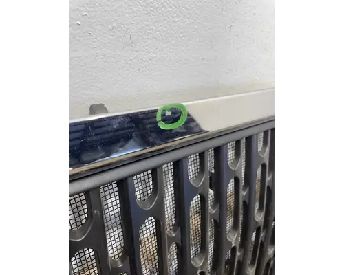 INTERNATIONAL MV Grille