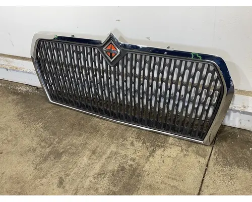 INTERNATIONAL MV Grille
