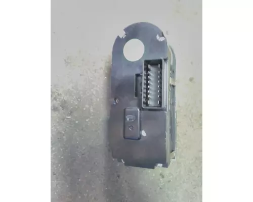 INTERNATIONAL MV HEADLAMP SWITCH