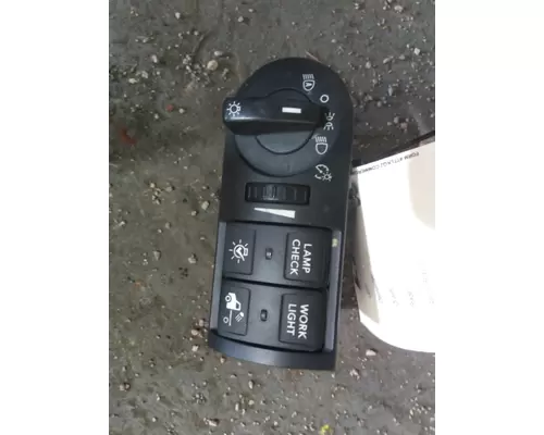 INTERNATIONAL MV HEADLAMP SWITCH