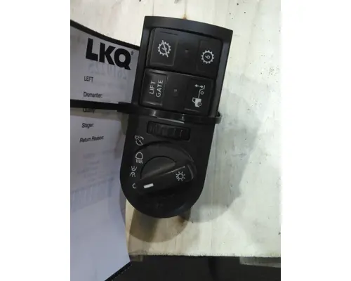 INTERNATIONAL MV HEADLAMP SWITCH