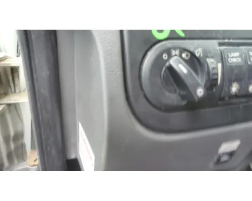 INTERNATIONAL MV HEADLAMP SWITCH